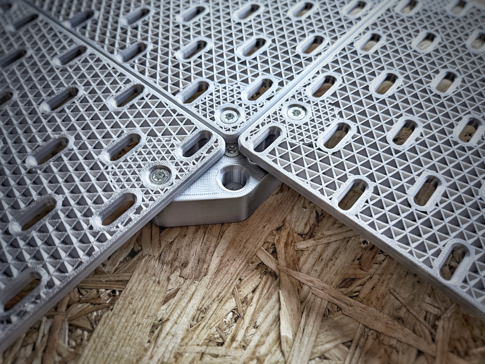 Lightweight Infinite Skadis Multi Panel Mount