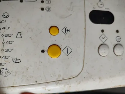 Whirpool washing machine round buttons