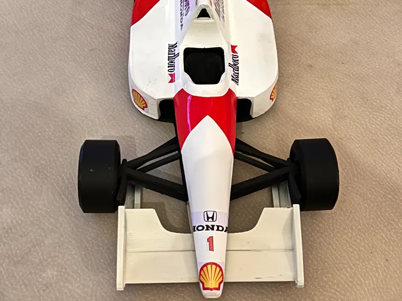 MCLAREN MP4/6 1/8