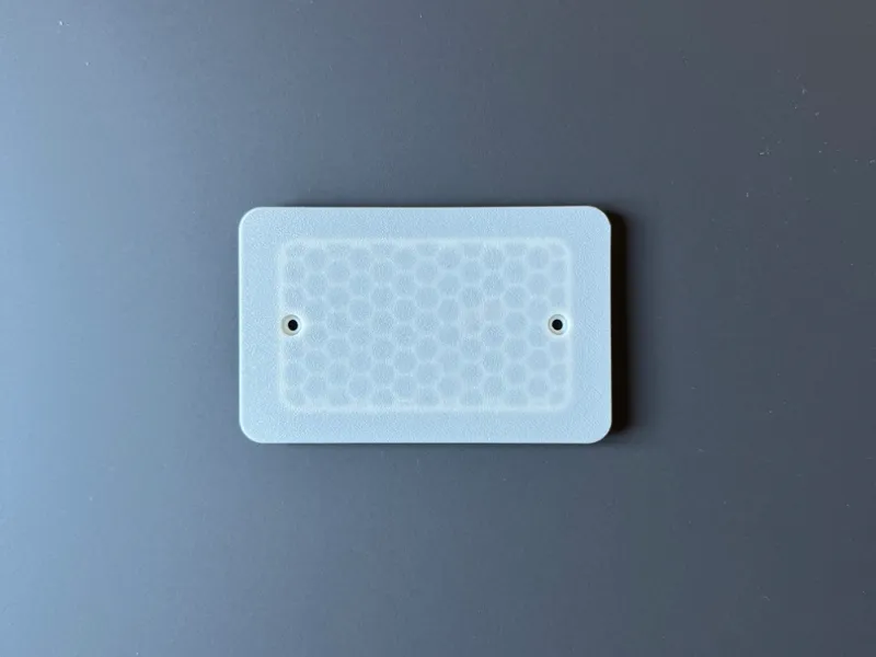 Coperchio elettrico sottile