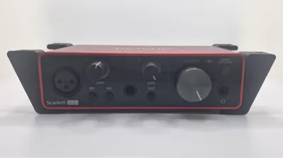 Scarlett Solo 3rd Gen Under Desk Bracket