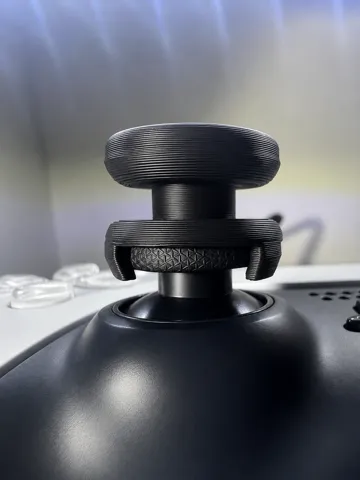 Letrero o emblema decorativo: PS5 Precision Thumb Stick V2 – INSANE Aim Boost — vista de referencia 4