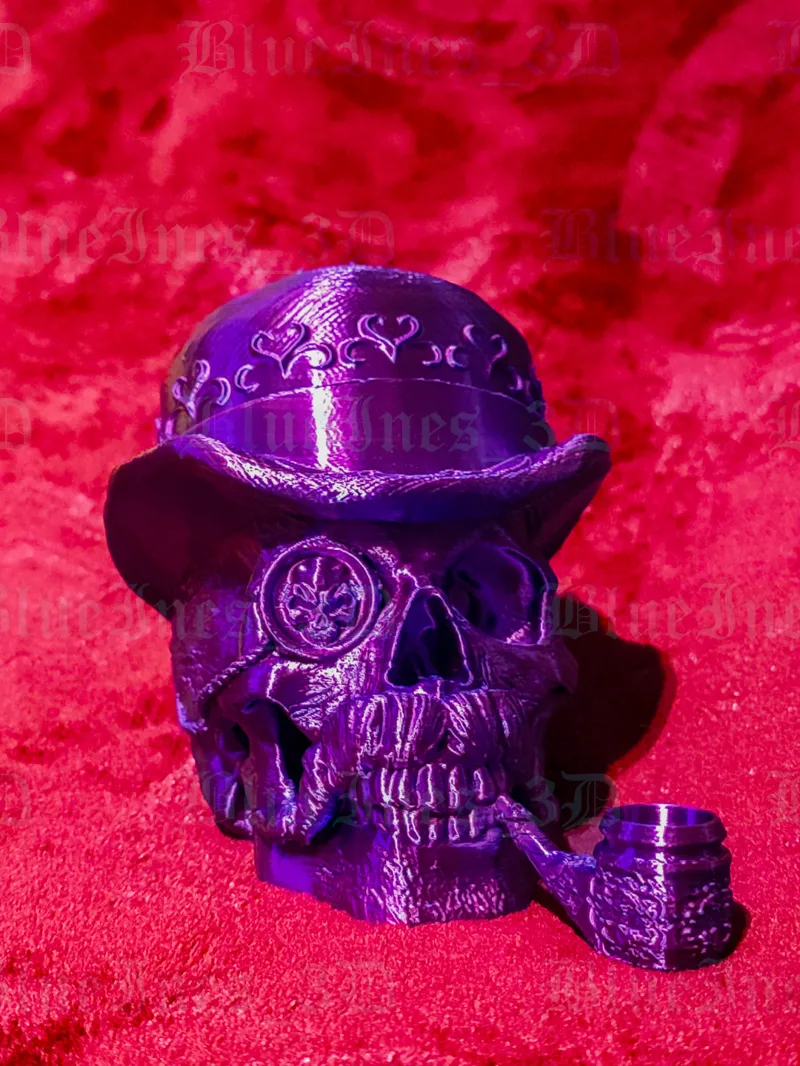 Gentleman's skull with pipe