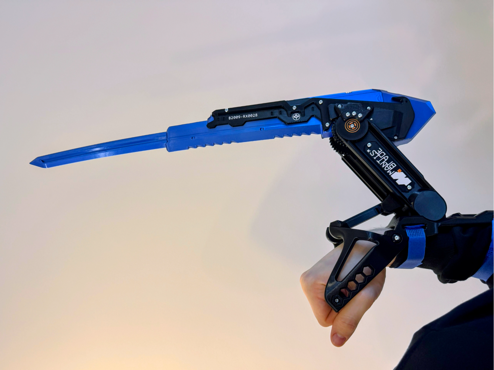 Mechanical Mantis Blade - Fully Articulated - 1