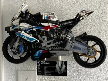 BMW s1000 RR wall mount