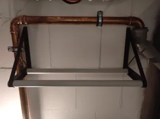 Filament spool wall shelf for EN25 pipes