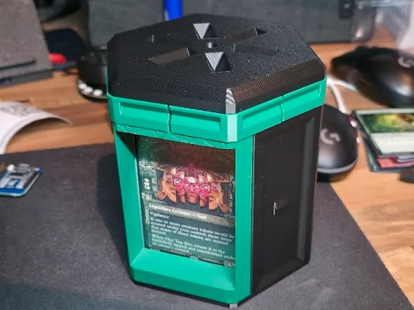 MTG deckbox with hex lock