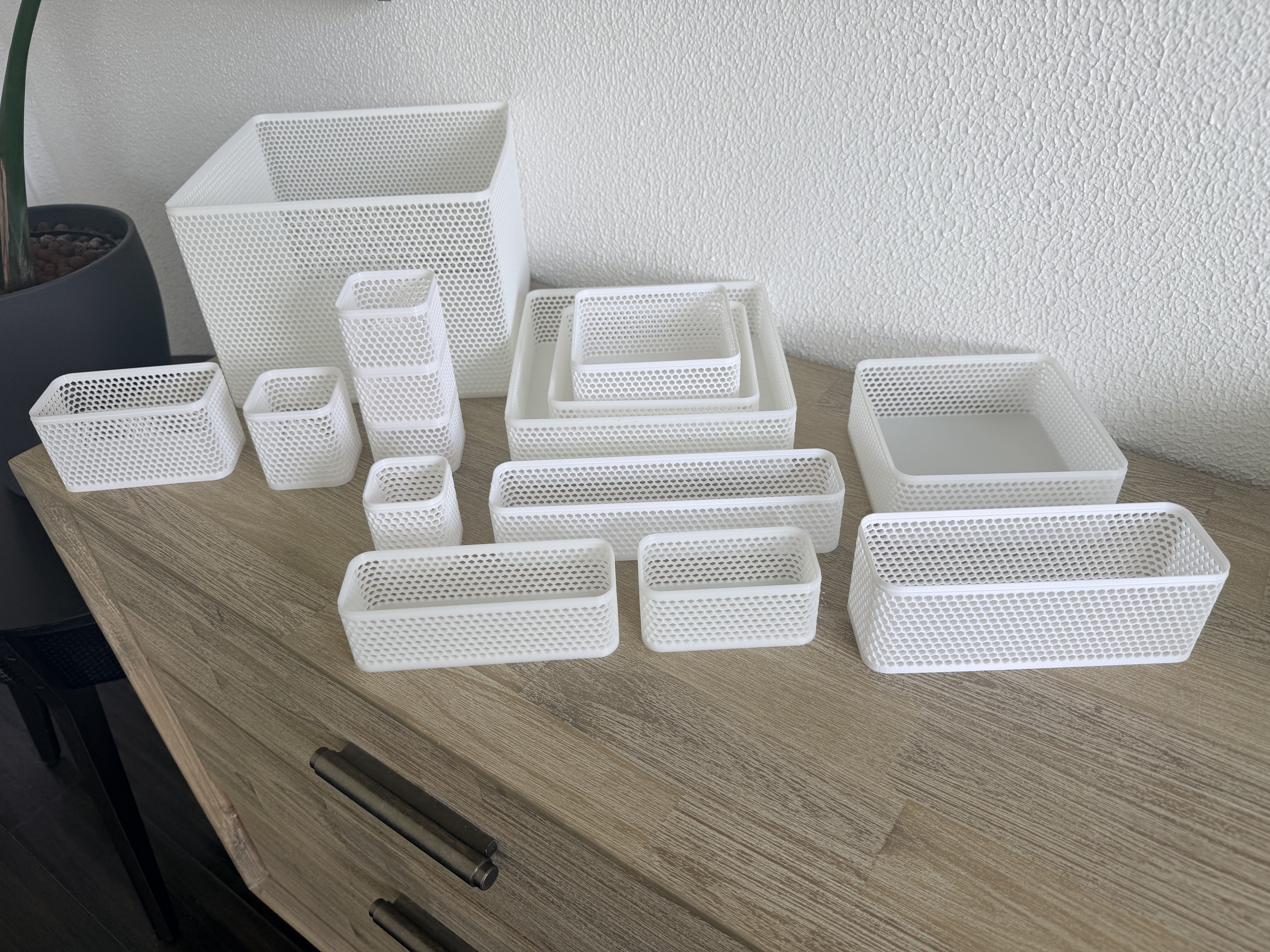 Miniatura 6 do modelo 3D Stackable Honeycomb Baskets - 107 Sizes + Custom