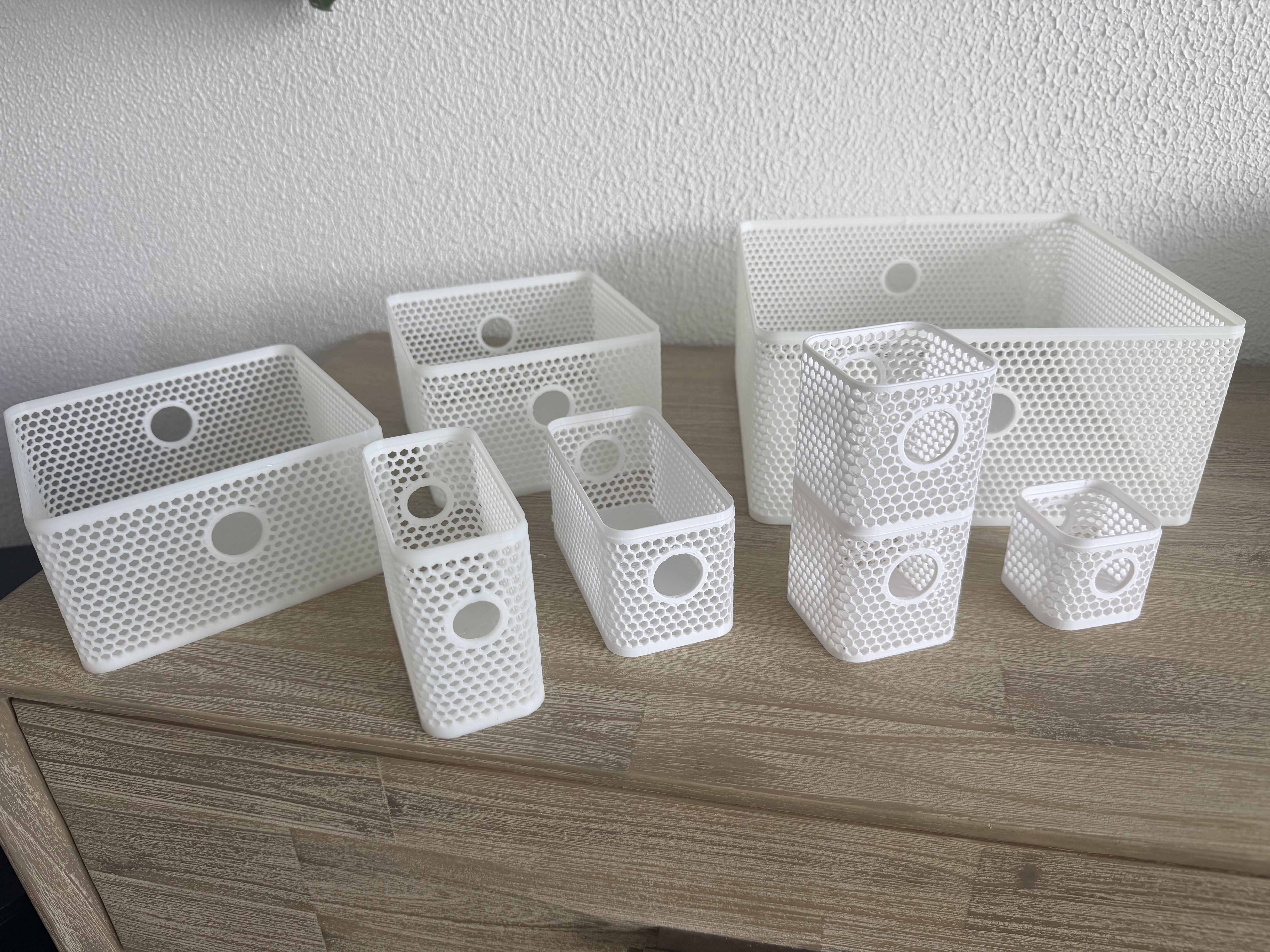 Miniatura 10 do modelo 3D Stackable Honeycomb Baskets - 107 Sizes + Custom