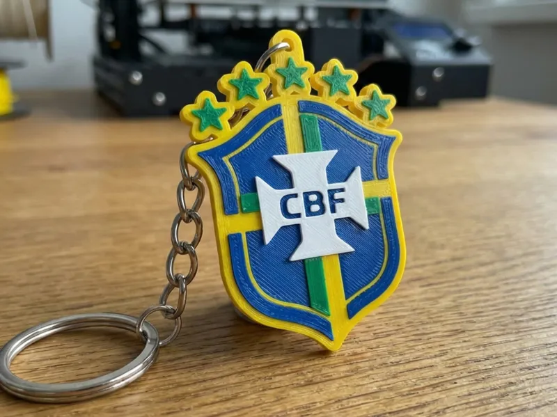 Chaveiro CBF Brasão Pentacampeão (Multicolor AMS)