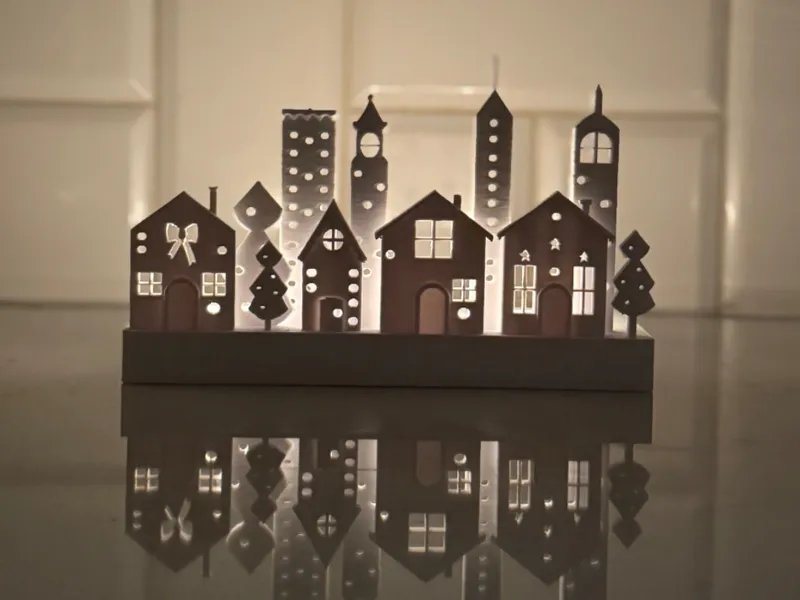City Skyline Tealight Holder – 3 Candle Slots