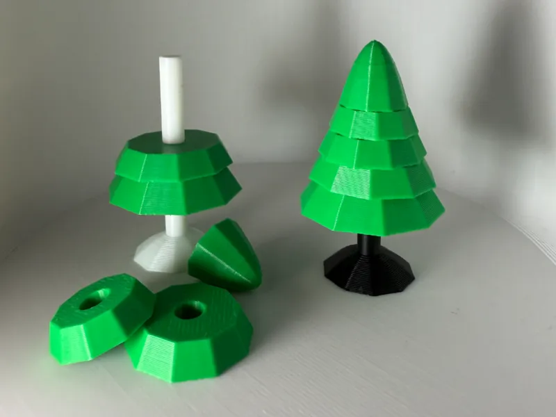 Small stackable christmastree (without ams)