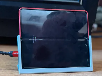 Samsung Fold display stand for folds w/case & SPen