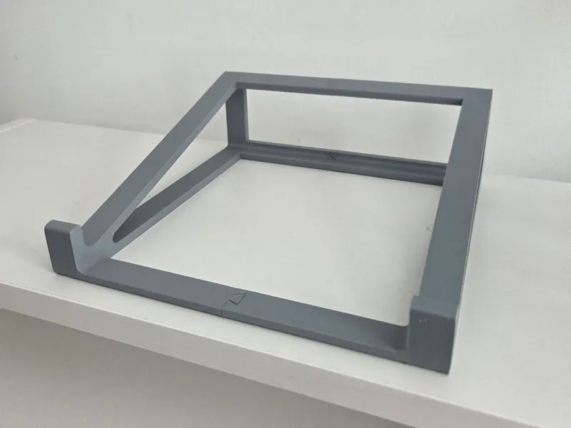 Laptop Riser - Fits A1 Mini Without Supports!