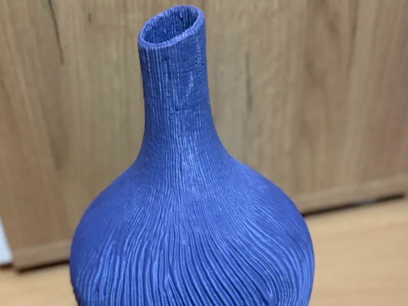 Vase mit Struktur