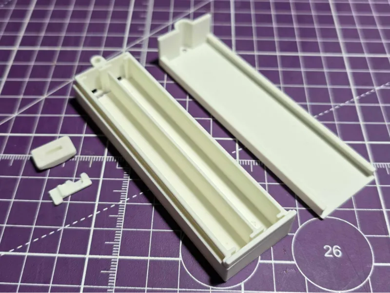 AAA Battery Case for Maker's Beginner Kit