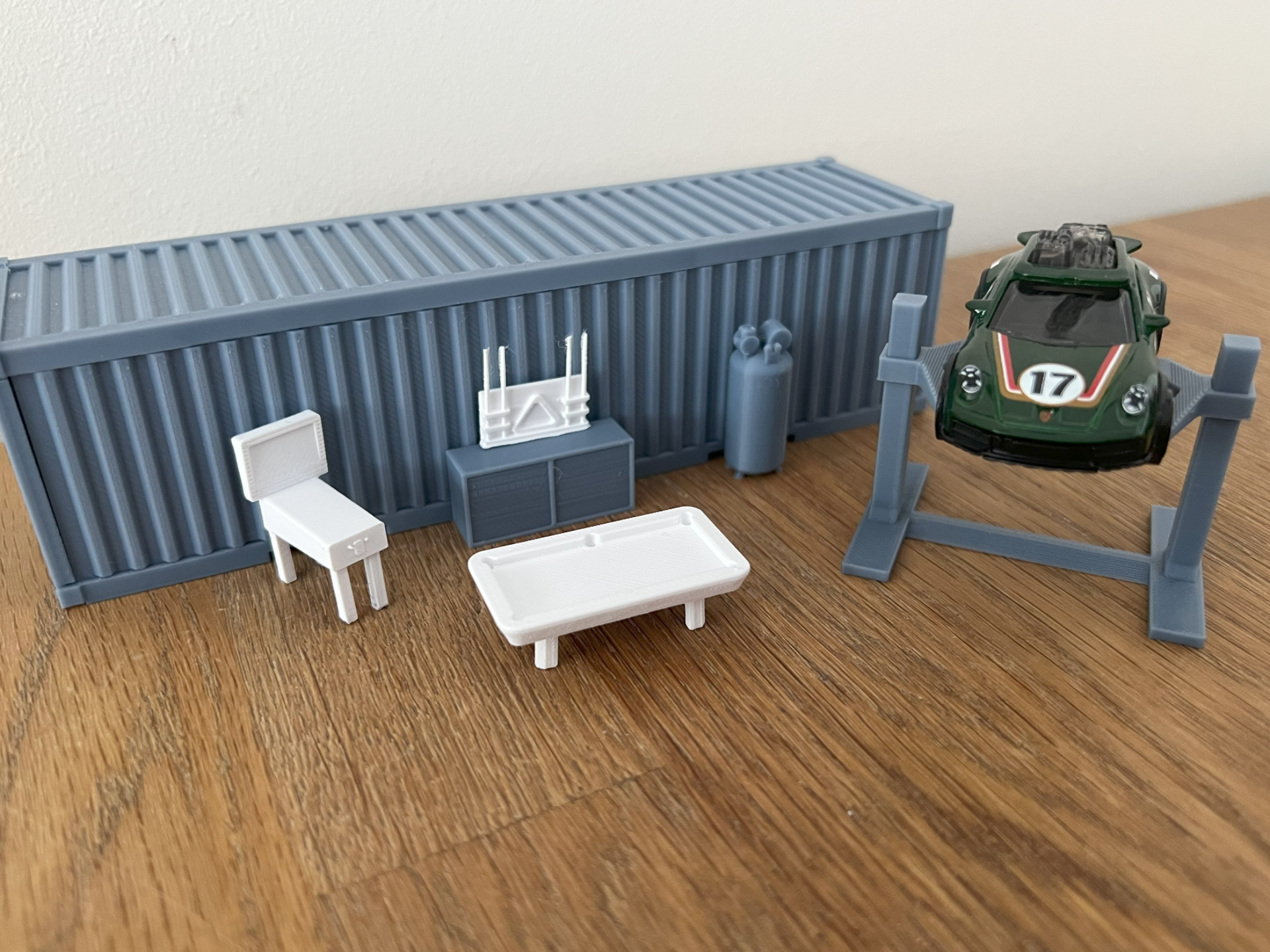 pinball & billiard 1/64 scale car diorama garage