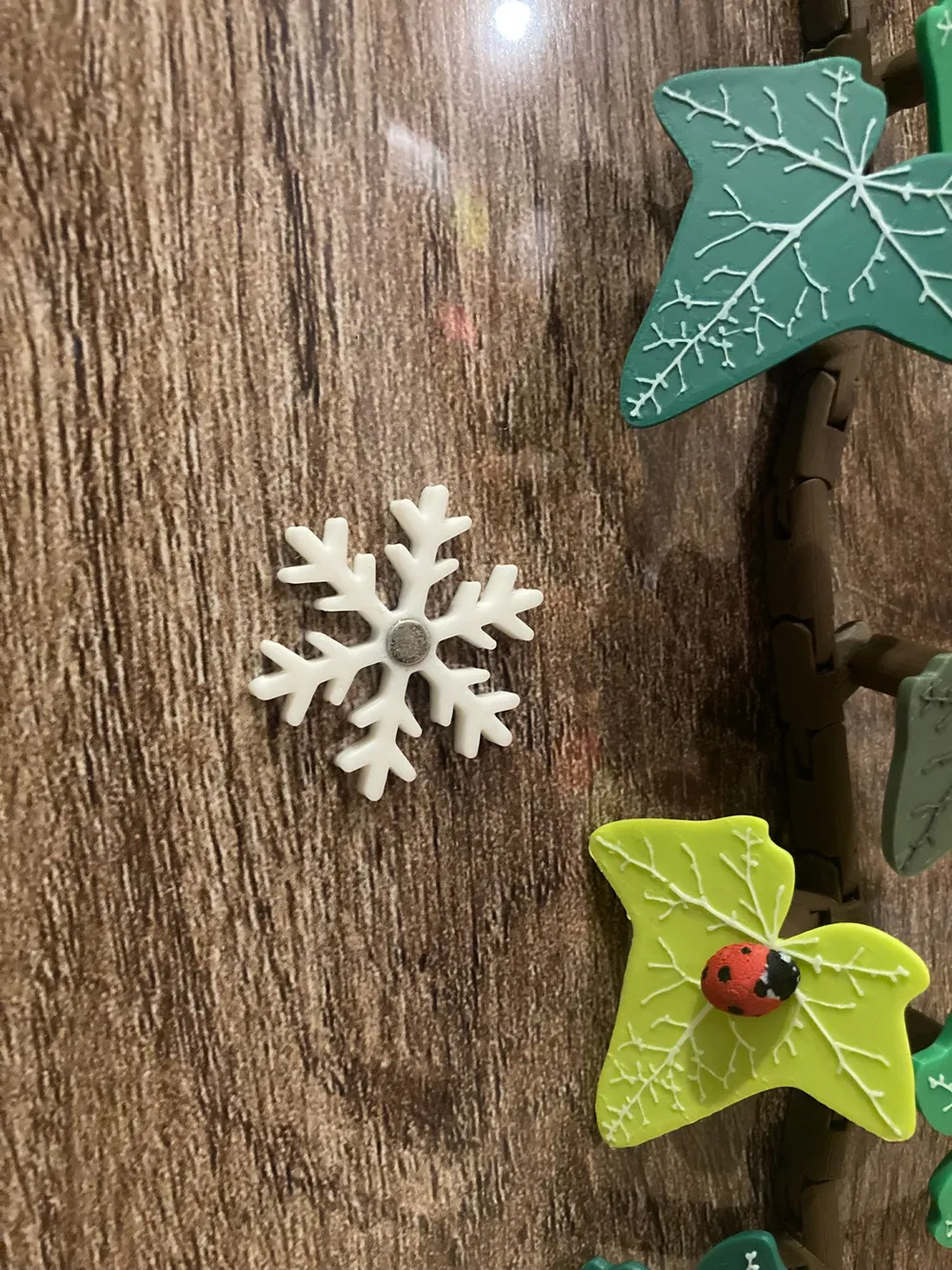 Christmas Snowflake Magnet by Layra MakerWorld: Download Free 3D Models