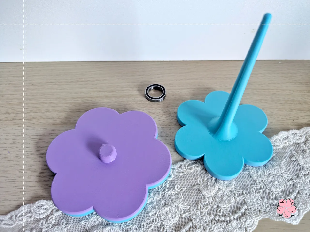 Flower Yarn Spinner with Bearing v2 view 4