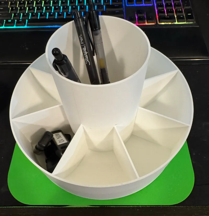pen holder with side compartments 