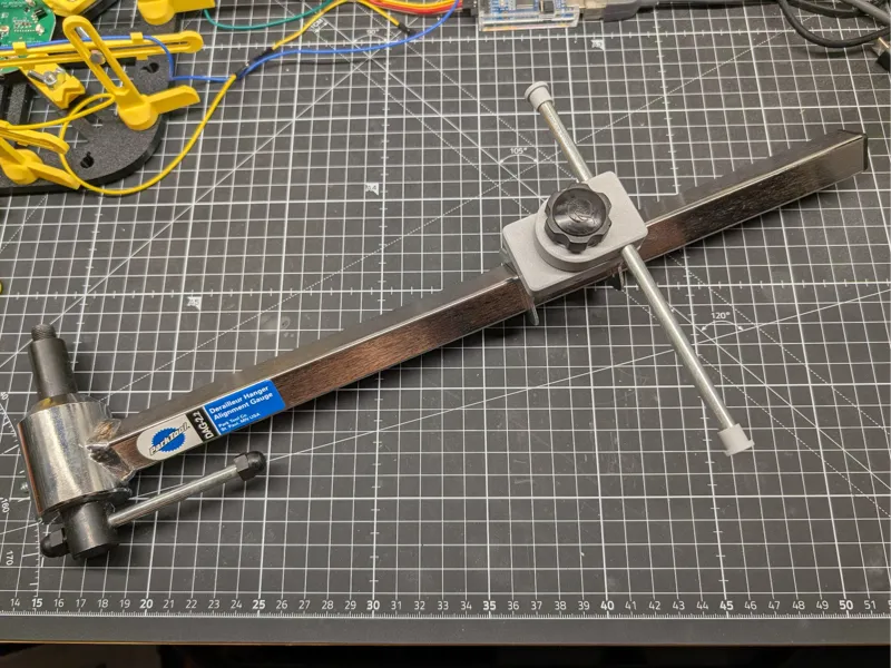 DAG-2.2 pivot head