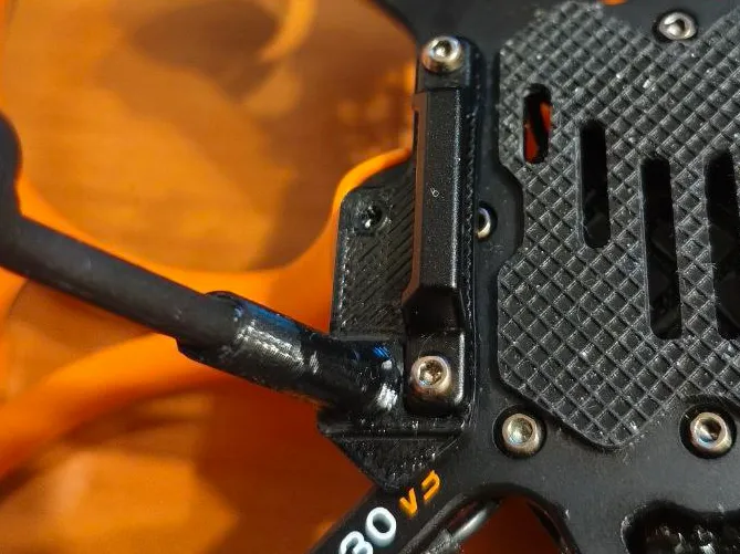 cinelog 30v3 antenna holder