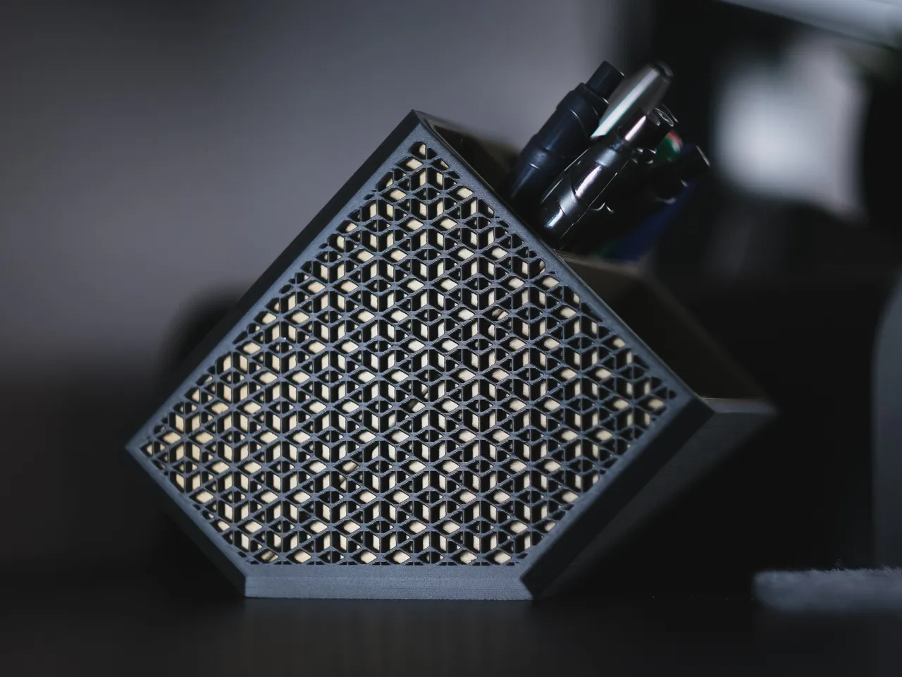 Kumiko Design Desk Organizer view 3