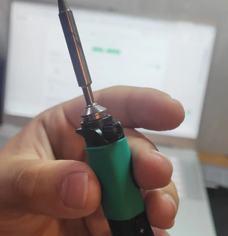 T-100 or Pinecil soldering iron thumb screw