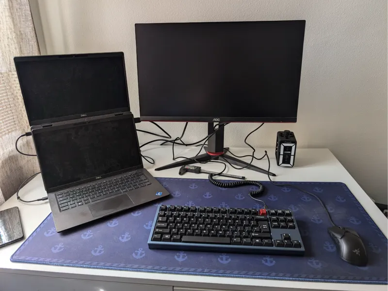 Vertical Laptop Stand 