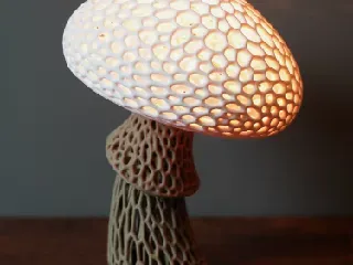 Lampe champignon façon Voronoi