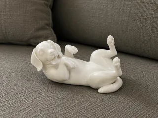 Lying Beagle - Animal - Dog - Decor