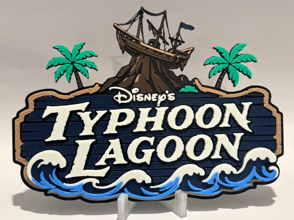 Letrero o emblema decorativo: Disney's Typhoon Lagoon Inspired Sign. Referencia del modelo original.