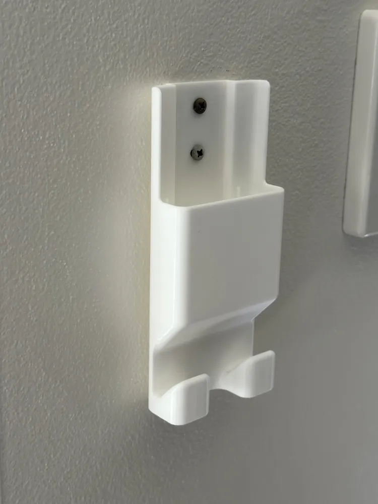 Daikin AC Remote Control Bracket Holder with hooks - Free 3D Print ...