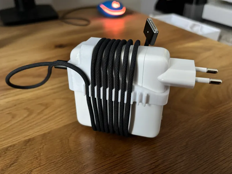 Apple USB-C 96W Ultimate Cable Organizer