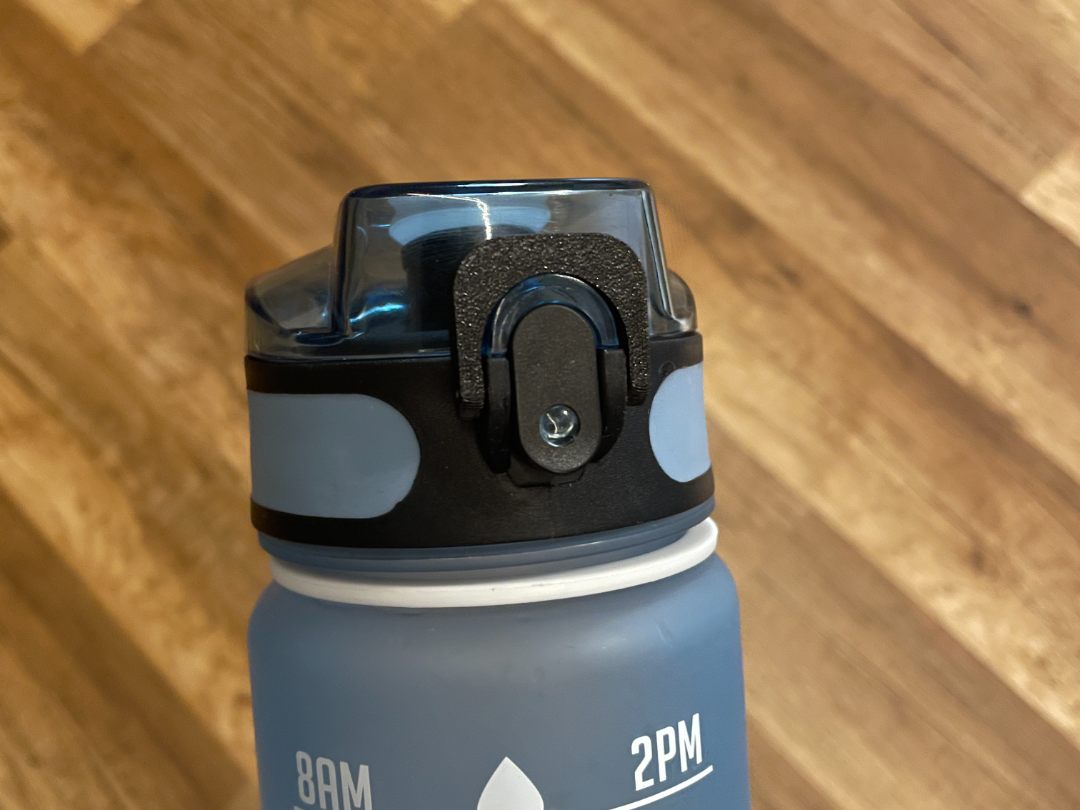 water bottle lock mechanism