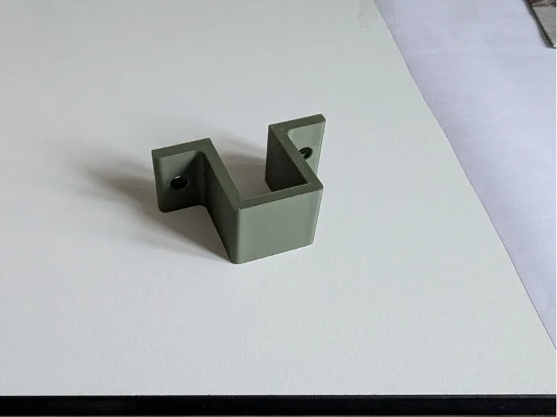 Wall mount for baby cot