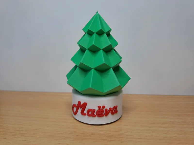 Christmas tree lamp with name (customizable)