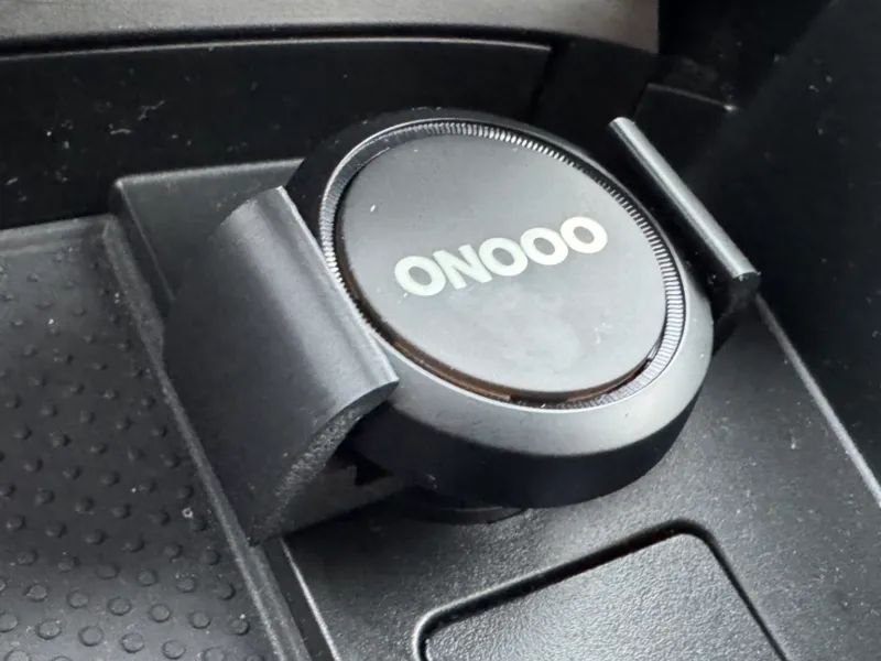 Ooono CO-Driver NO 1, Halterung 12V-Anschl.