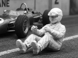 Figurine 1/43 pilote F1 années 60 (casque visière)
