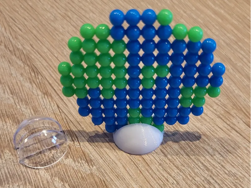 Holder for water bead art