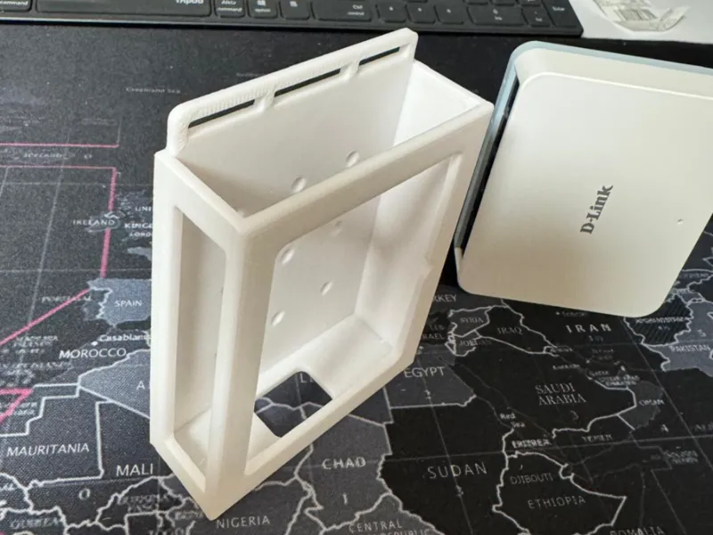 Wall mount for D-Link DGS-1005D / DGS-1005A