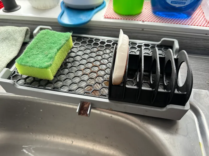 Coffee pod drainer