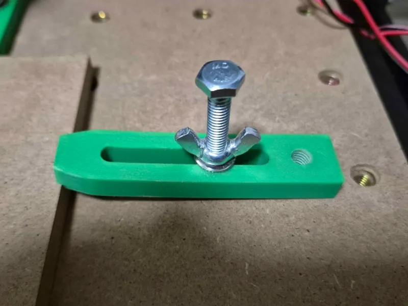 Simple CNC Clamp