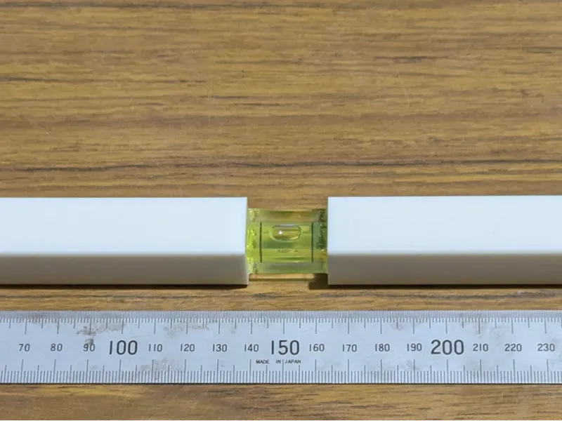 Telescopic / extendable spirit level
