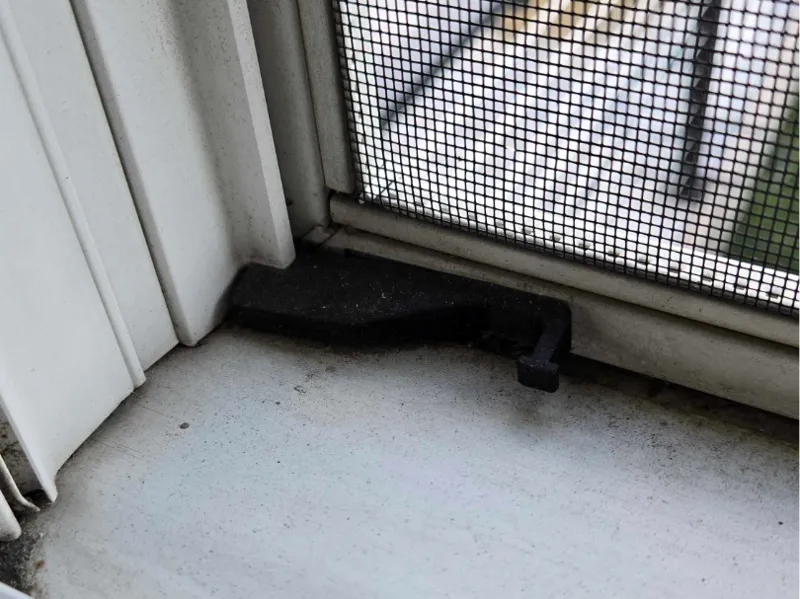 Window Tab / Lock