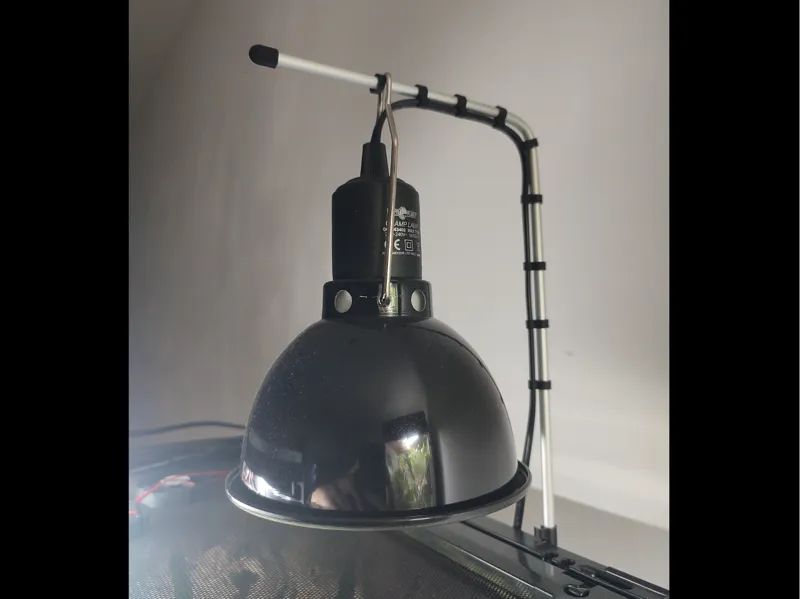 Terrarium Lamp Holder