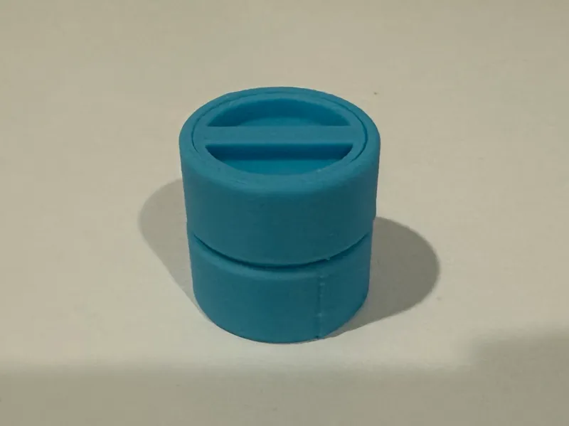 Stackable pill box to go