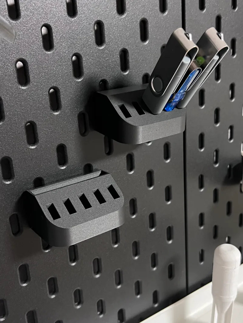USB Holder skadis