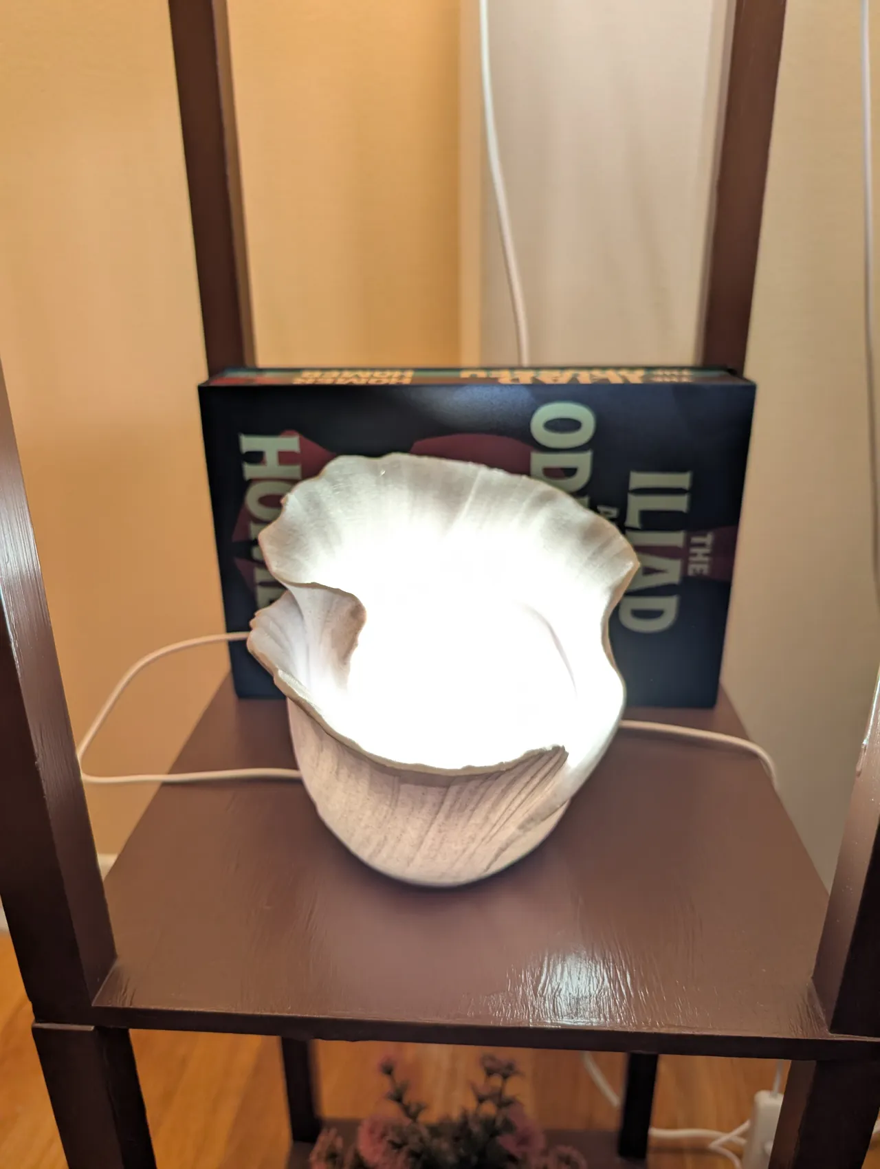 Vase with LED 001 hole view 3
