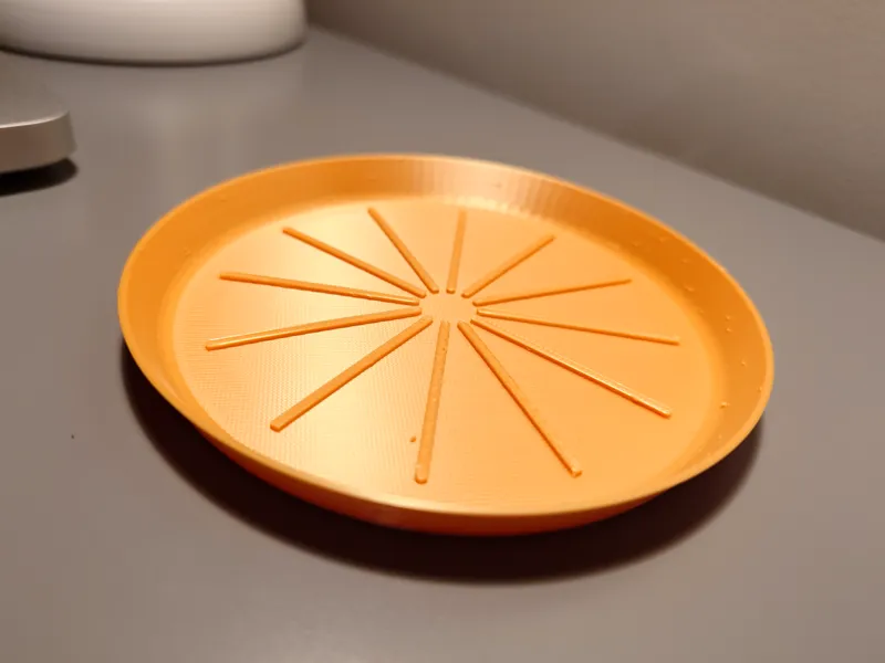 Plant pot drip trays